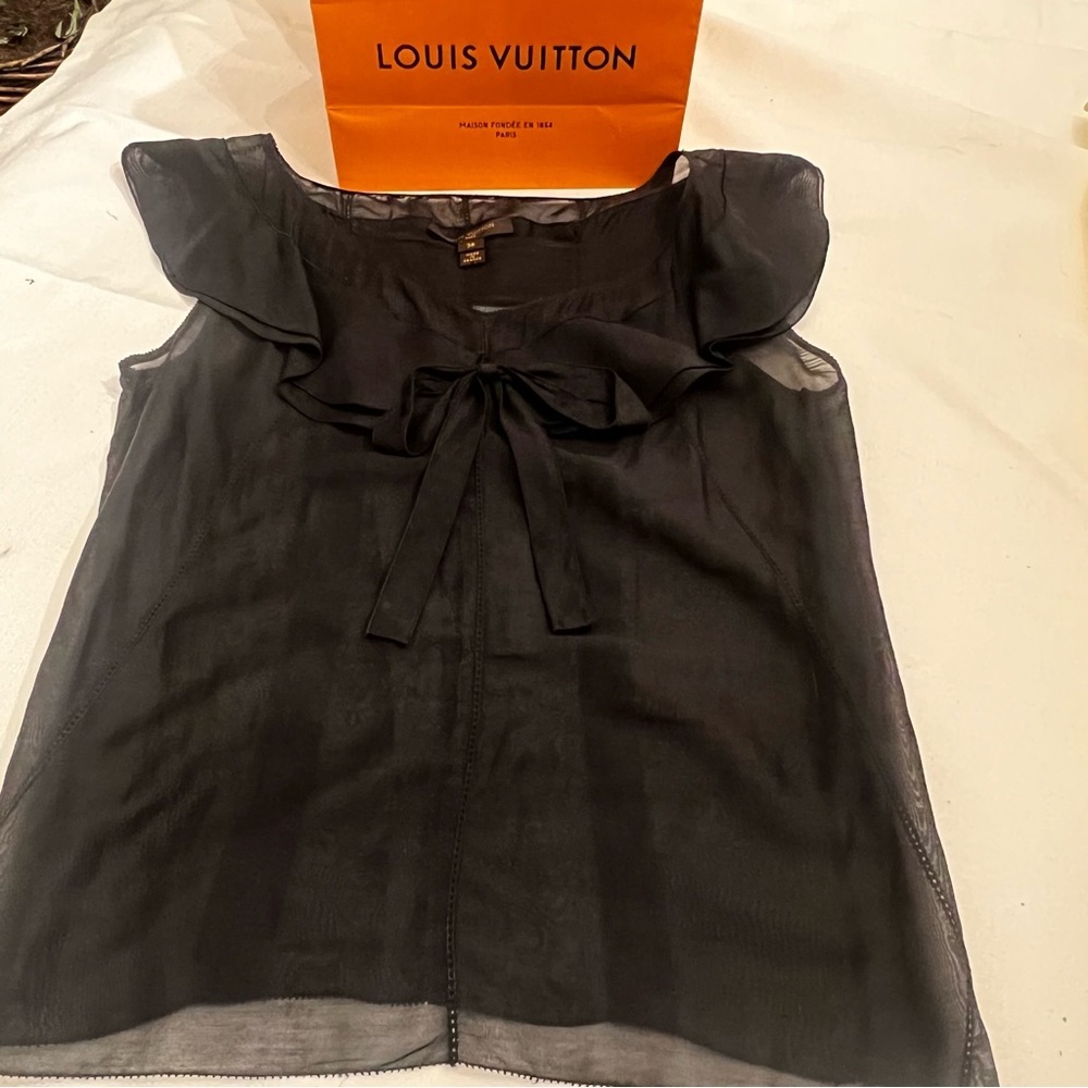 Louis Vuitton Black Sheer sleeveless Ruffle Top - Excellent XS/36 - Picture 4 of 16